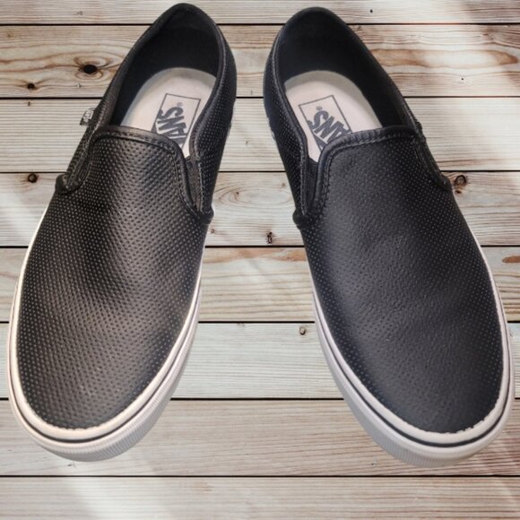 VANS - Men's 6.5 Women's 8 - Classic Slip-On - Perforated Black Leather Shoes - Picture 3 of 7